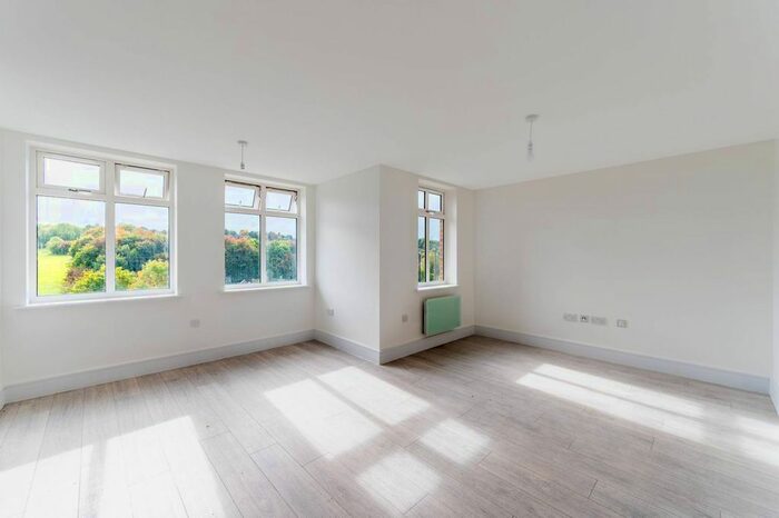 1 Bedroom Flat To Rent In Hydethorne Heights, Croydon, South Croydon, CR2