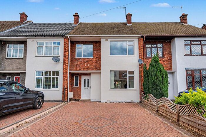 3 Bedroom Terraced House For Sale In Winsford Avenue, Coventry, CV5