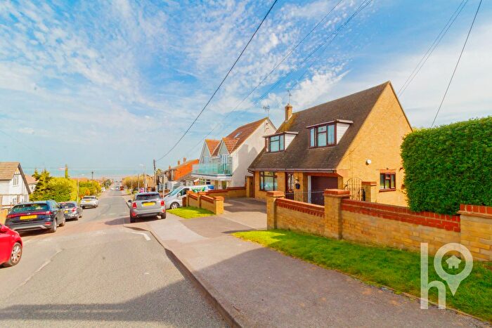 3 Bedroom Detached House For Sale In Seaside Avenue, Minster On Sea, ME12