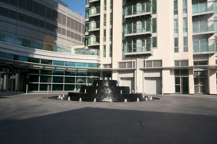 Studio To Rent In Pan Peninsula, Pan Peninsula Square, South Quay, Canary Wharf, London, E14