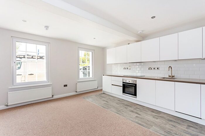 1 Bedroom Flat To Rent In London Road, Marlborough, SN8
