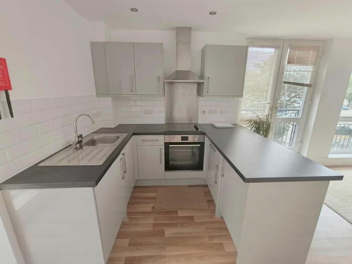 2 Bedroom Flat To Rent In The Pavillion, Forest Fields, NG7