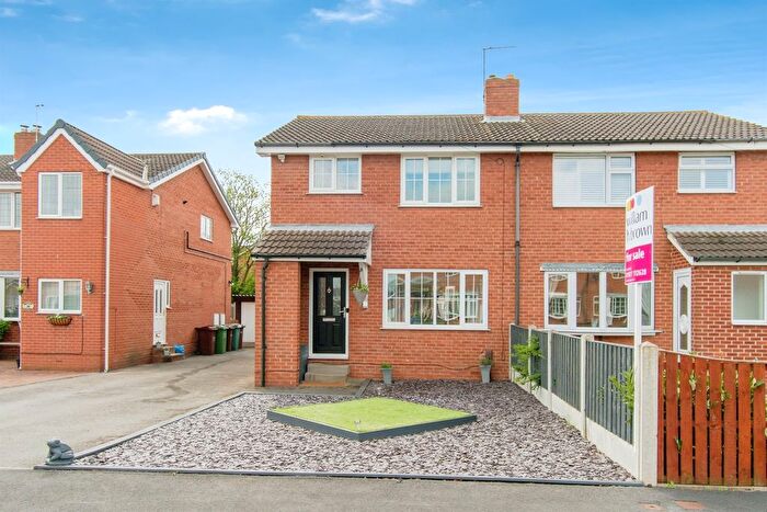 3 Bedroom Semi-Detached House For Sale In Snydale Grove, Normanton, WF6