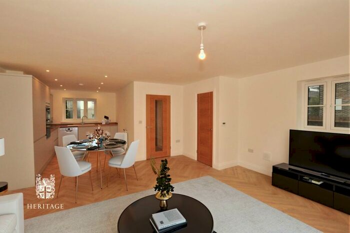 3 Bedroom Semi-Detached House For Sale In Chapel Hill, Halstead, CO9