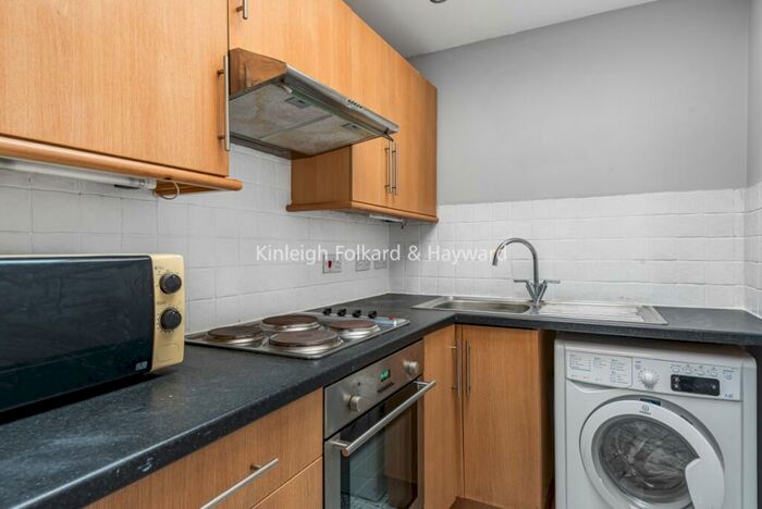 1 Bedroom Flat To Rent In Nether Street London, N12