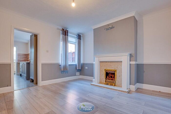 2 Bedroom Semi-Detached House For Sale In Gateford Road, Worksop, S81
