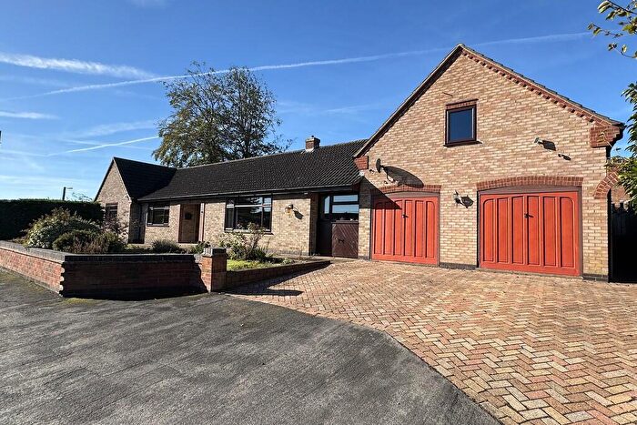 4 Bedroom Detached Bungalow For Sale In School Lane, Long Clawson, LE14