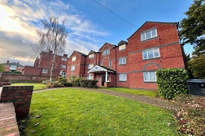 2 Bedroom Flat To Rent In Jubilee House, Worcester, WR3
