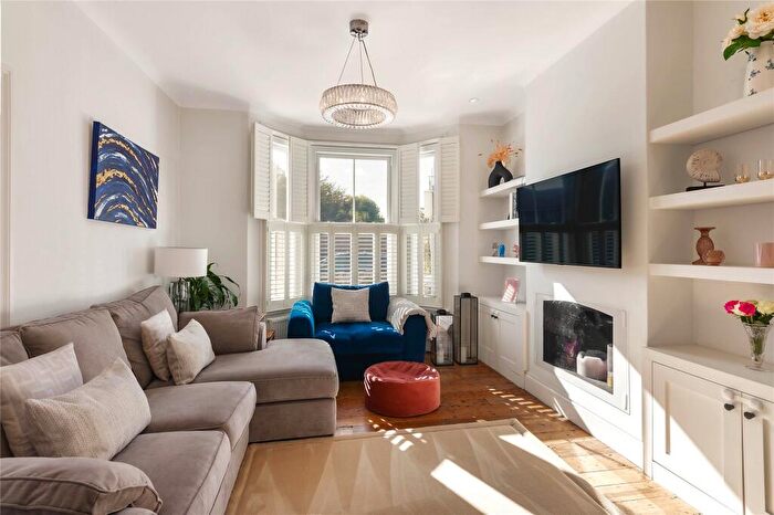 3 Bedroom Terraced House For Sale In Eversleigh Road, London, SW11
