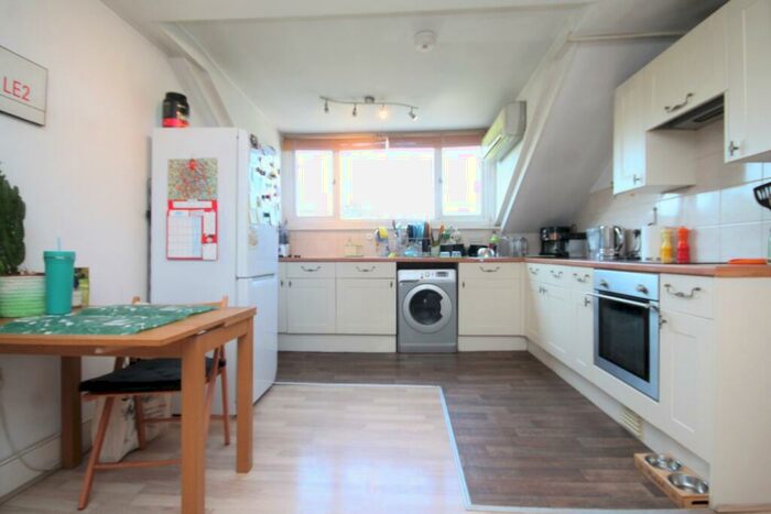 1 Bedroom Flat To Rent In Beacon Hill, Islington, N7