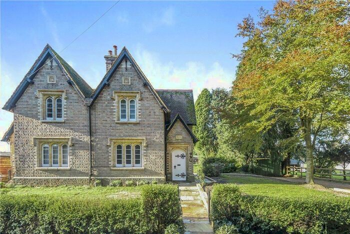 2 Bedroom Semi-Detached House To Rent In Knighton Lane, Wimborne, BH21