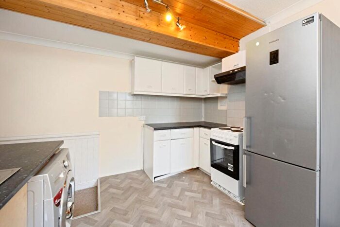 1 Bedroom Flat For Sale In Flat West Mansions, Heene Terrace, Worthing, West Sussex, BN11