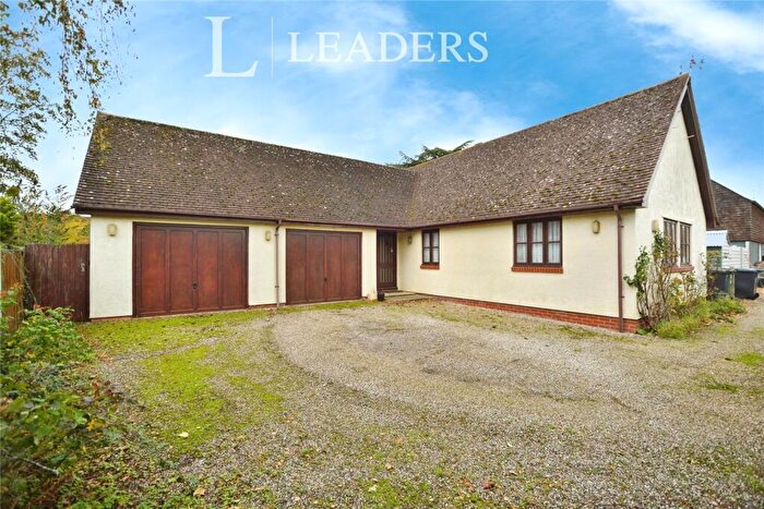 3 Bedroom Bungalow For Sale In Brockwell Lane, Kelvedon, Colchester, CO5