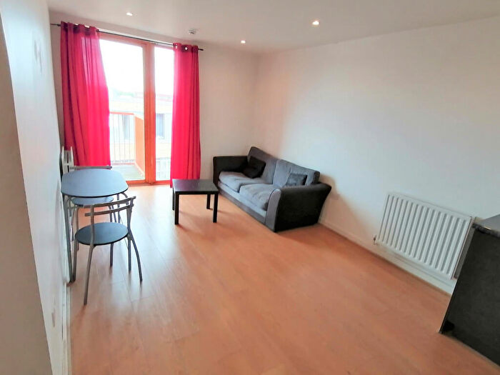 1 Bedroom Apartment To Rent In Bath House, Barking, IG11