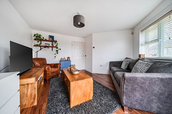 2 Bedroom Flat For Sale In Sharp Court, Stevenage, SG1