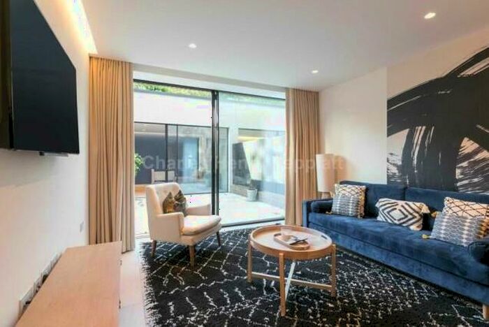 3 Bedroom Terraced House To Rent In Highgate, London, NW5