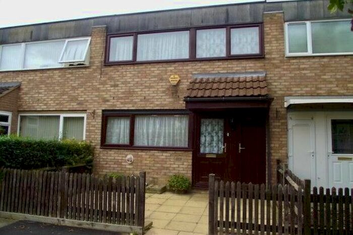 3 Bedroom Property To Rent In Ruthven Close, Milton Keynes, MK2