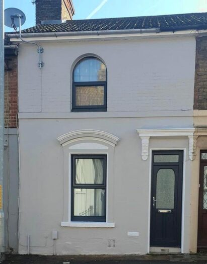 3 Bedroom Terraced House To Rent In Coombe Valley Road, Dover, CT17