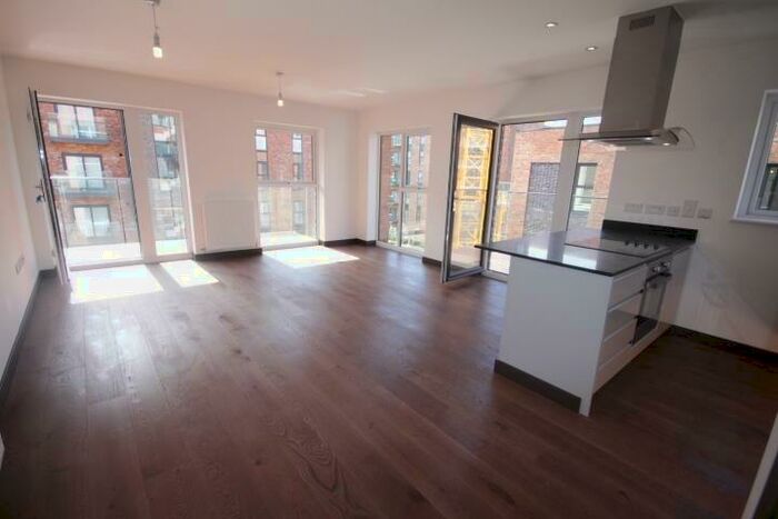 2 Bedroom Flat To Rent In William Mundy Way, Dartford, DA1