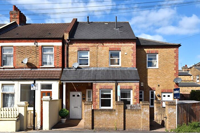 3 Bedroom Property For Sale In , Beaumaris Mews, Ballina Street, Honor Oak Park, SE23