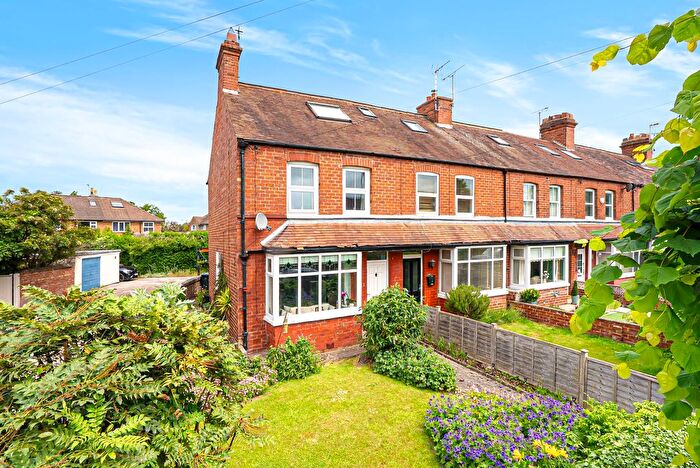 2 Bedroom Terraced House For Sale In Beech Grove, Knaresborough, HG5