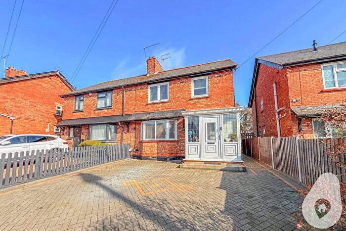 4 Bedroom Semi Detached House For Sale In Lawrence Avenue, Stevenage, Hertfordshire, SG1