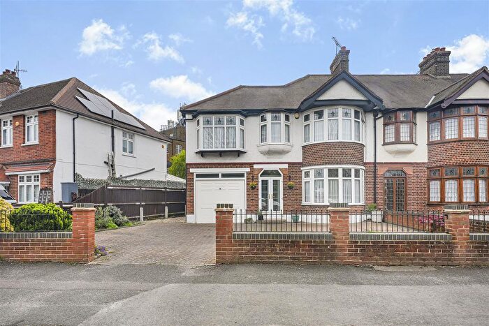 4 Bedroom Semi Detached House For Sale In Old Church Road, North Chingford, E4