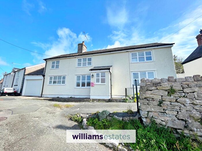 2 Bedroom Link Detached House For Sale In Hen Lon, Henllan, LL16
