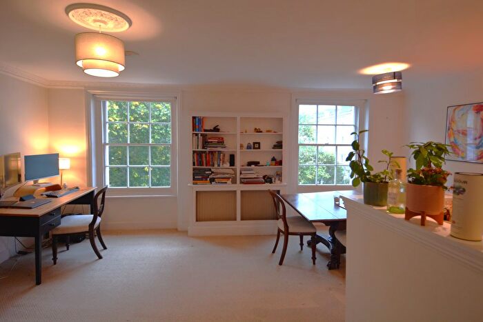 1 Bedroom Flat To Rent In Warwick Square, London, SW1V