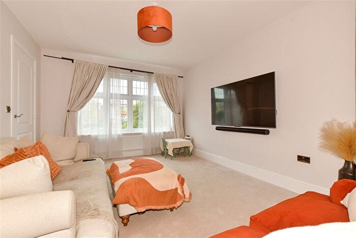 3 Bedroom Detached House For Sale In Holness Road, Herne Bay, Kent, CT6