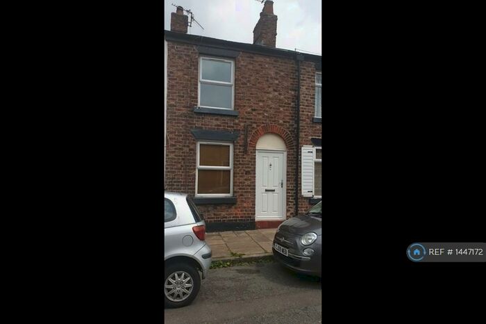 2 Bedroom Terraced House To Rent In South Park Road, Macclesfield, SK11