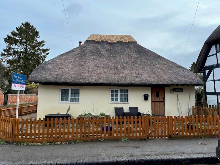3 Bedroom Cottage For Sale In South Street, Letcombe Regis, Wantage, OX12