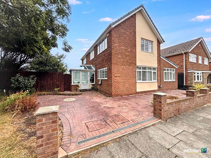 4 Bedroom Detached House For Sale In Ridley Avenue, Blyth, Northumberland, NE24