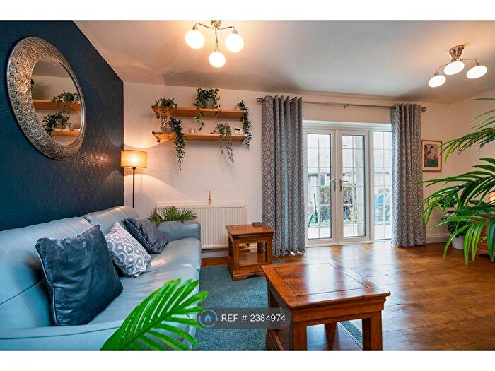 1 Bedroom Flat To Rent In Glenlee Gardens, Edinburgh, EH8