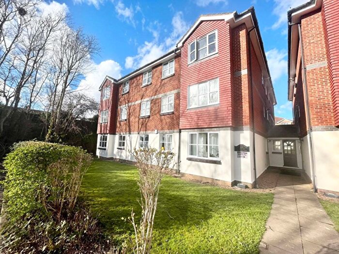 1 Bedroom Flat To Rent In Draymans Way, Isleworth, TW7