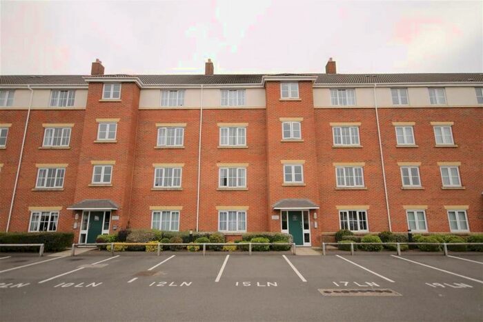2 Bedroom Flat To Rent In Archdale Close, Chesterfield, S40
