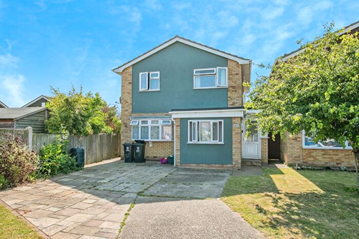 5 Bedroom Detached House For Sale In Pembroke Gardens, Holland-On-Sea, Clacton-On-Sea, CO15