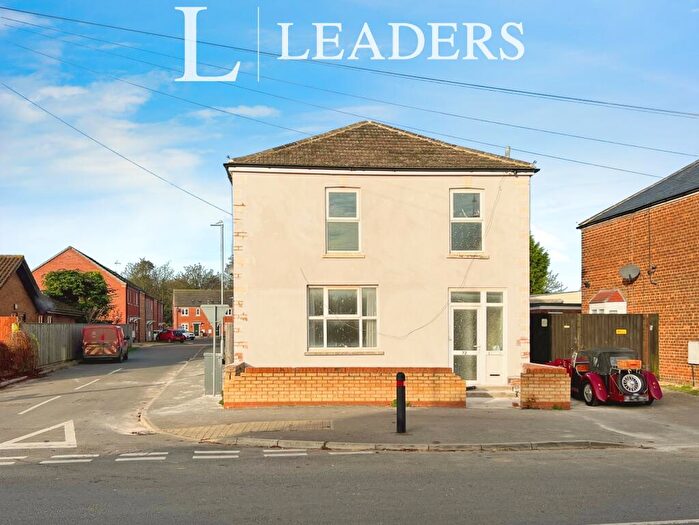 2 Bedroom Flat To Rent In Church Street, Holbeach, PE12