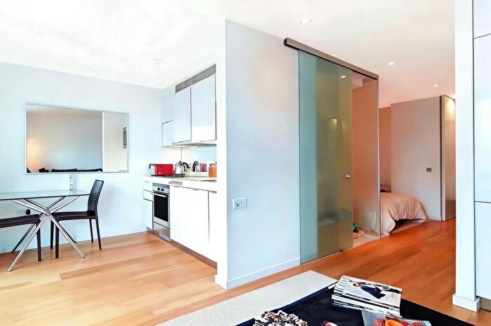 1 Bedroom Studio To Rent In Fairmont Avenue, London, E14