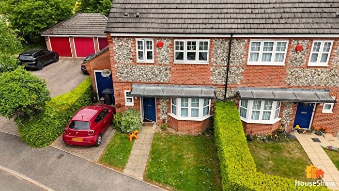 3 Bedroom Semi-Detached House For Sale In Four Oaks, Chesham, HP5