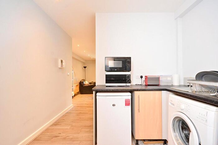 2 Bedroom Apartment To Rent In The Cube, Wilbraham Road, M14