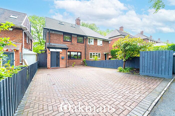 3 Bedroom Semi-Detached House For Sale In Kemberton Road, Birmingham, B29