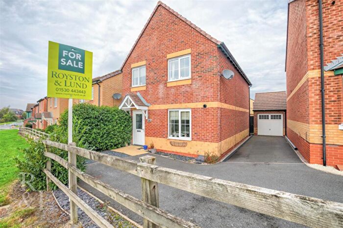 4 Bedroom Detached House For Sale In Bluebell Grove, Woodville, Swadlincote, DE11