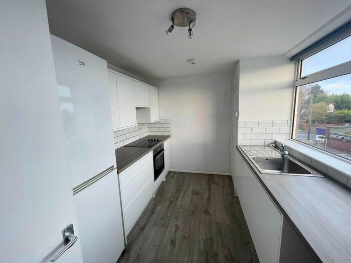 3 Bedroom Flat To Rent In Turners Place, Holmer Green, High Wycombe, HP15