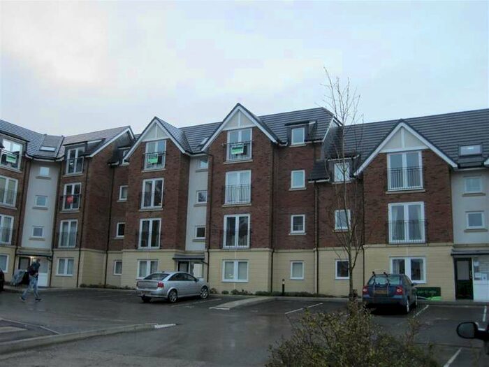 2 Bedroom Apartment To Rent In Shepherds Court Gilesgate Durham, DH1