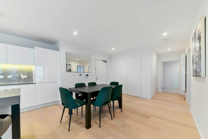 3 Bedroom Flat To Rent In Marco Polo Tower, Royal Wharf, London, E16