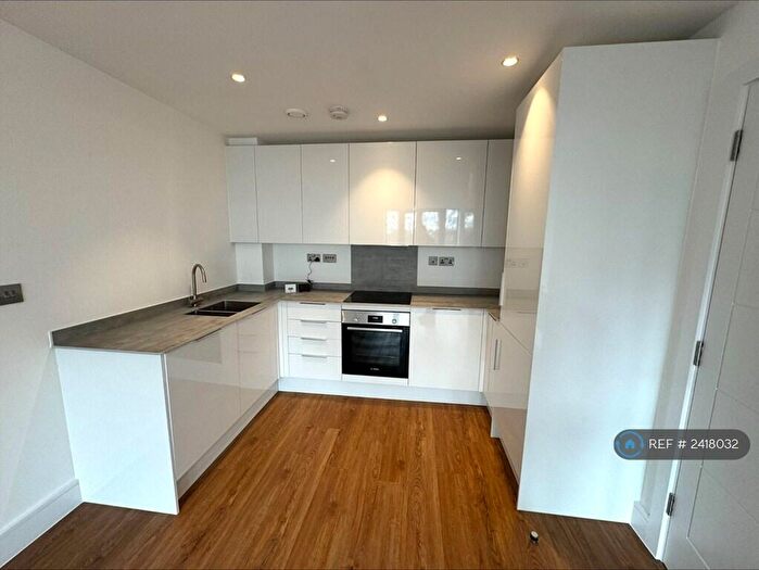 1 Bedroom Penthouse To Rent In Broma Plce, Bristol, BS5