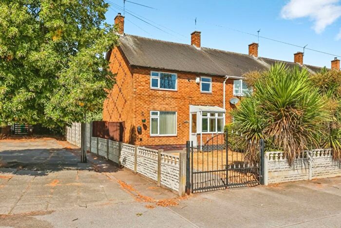 3 Bedroom End Of Terrace House For Sale In Farnborough Road, Clifton, Nottingham, NG11