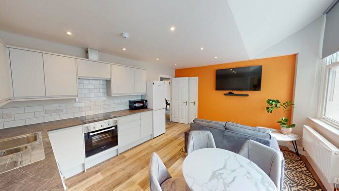 1 Bedroom House To Rent In Fitzhardinge House, Tailors Court, BS1