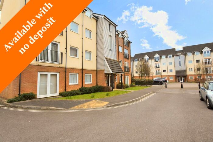 2 Bedroom Flat To Rent In Tudor Crescent, Cosham, Portsmouth, PO6